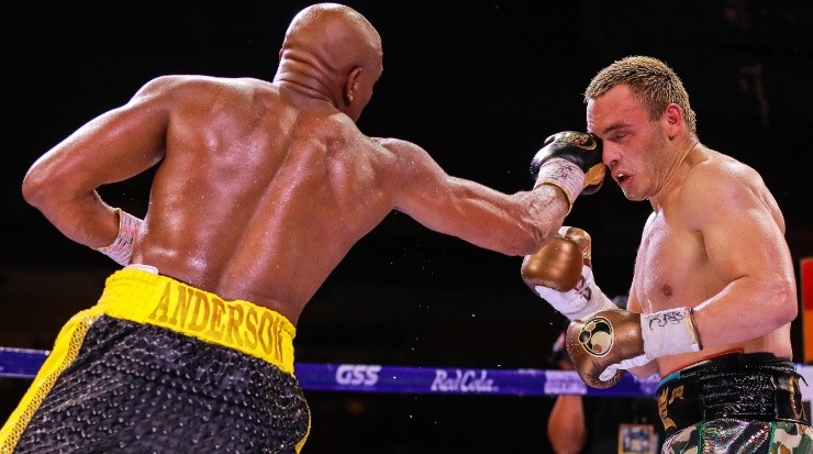 Julio Cesar Chavez Jr vs Anderson Silva, Boxing