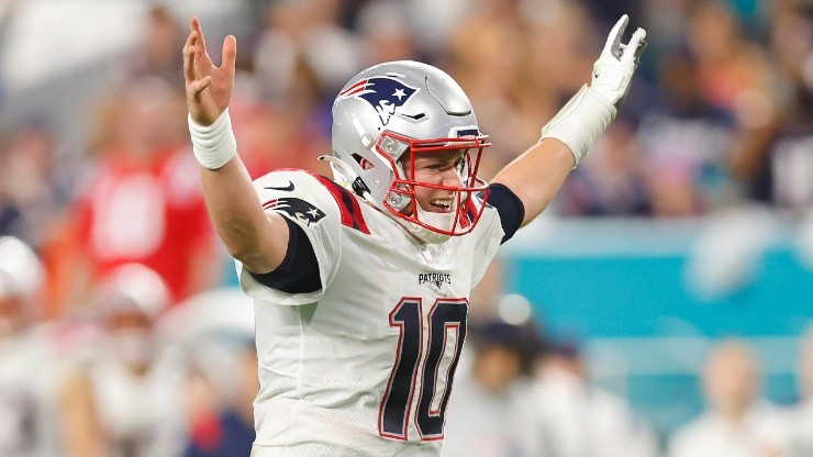 Mac Jones looks confident ahead of the Patriots' road game against the Bills in the Wild Card of the 2021-22 NFL Playoffs.