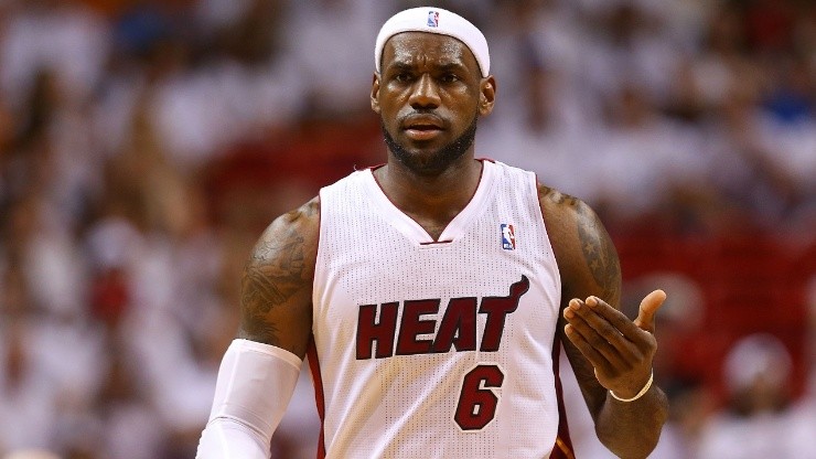 The Heat reportedly have a plan regarding LeBron James' No. 6 jersey.