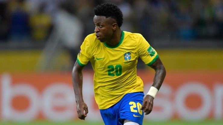 Vinicius Jr. in action for Brazil.