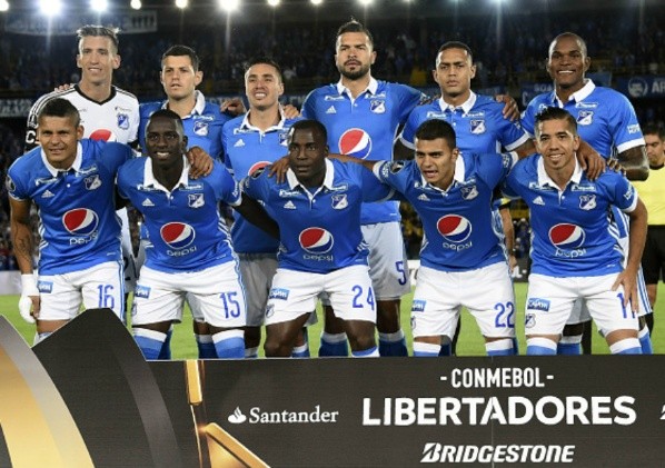 En las semifinales de Libertadores del 60 los azules perdieron las semis ante Olimpia (FOTO: Getty)