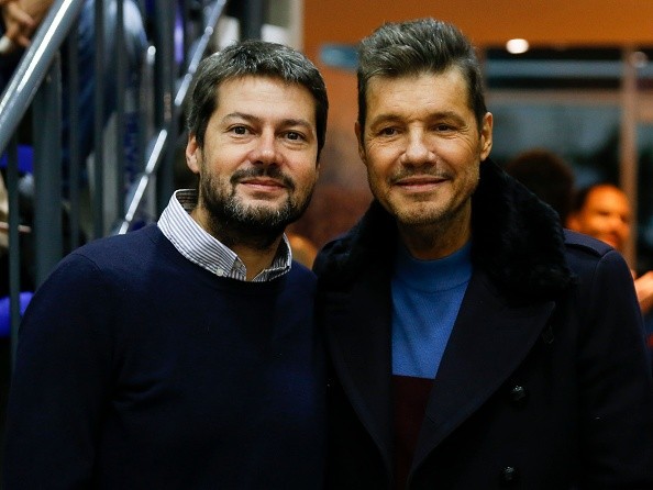 Tinelli junto a Lammens, el presidente en funciones.