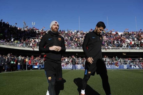 LA DUPLA. Messi y Suárez en una práctica a puertas abiertas en Barcelona.