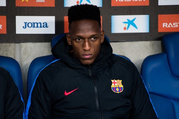 Yerry Mina seguiría esperando en el banquillo.