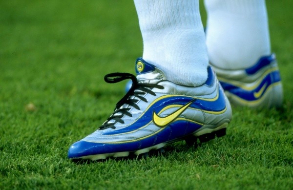 Nike lanza una edición especial de los R9, los botines que usó Ronaldo en el Mundial de 98