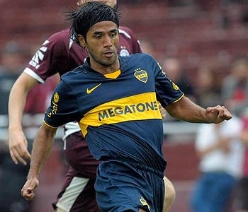 Vargas vistió la camiseta del Xeneize en dos etapas: 2003 – 2006 y 2007 – 2009