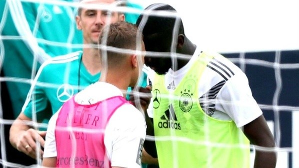 La foto que publicó “Bild” y despertó la polémica en Alemania.