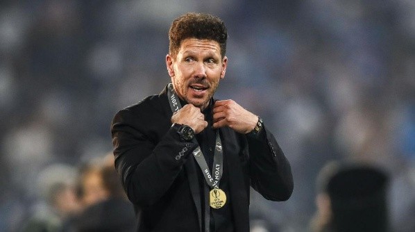Diego Simeone, padre de Gio, interesa en AFA.