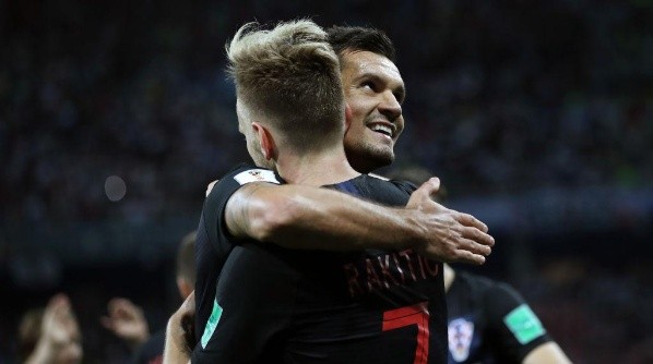 Ivan Rakitic celebra la tercera conquista de Croacia.