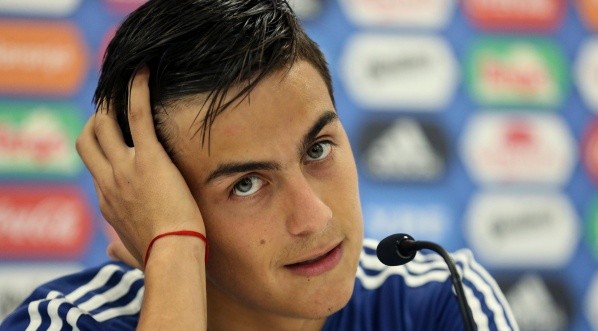 Dybala en conferencia de prensa con Argentina
