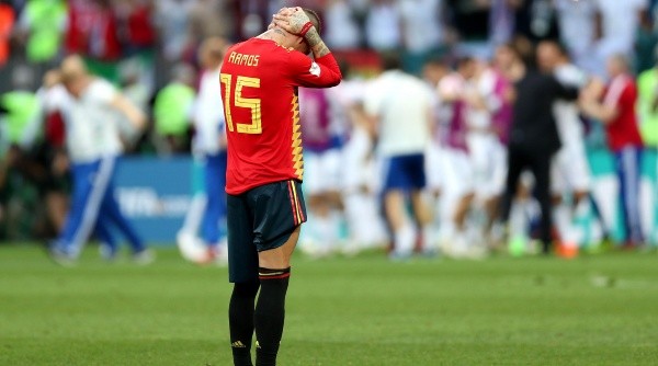 Sergio Ramos se lamenta luego de la eliminación de España