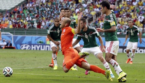 Holanda eliminó a México en 2014 = Terminó en tercer lugar