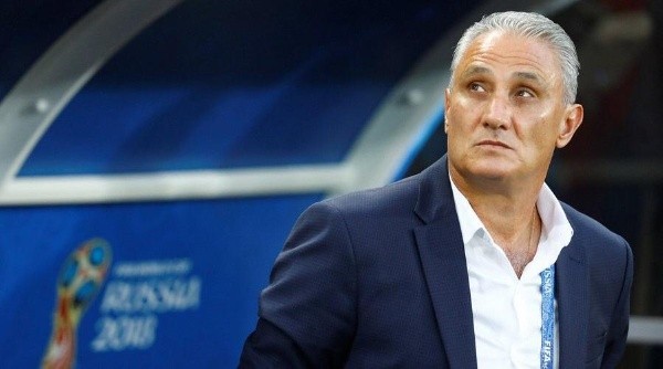 Tité durante la derrota de Brasil.