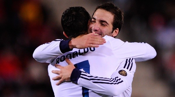 Tras su paso por el Real Madrid juntos, Higuaín y Ronaldo podrían repetir dupla ofensiva en la Juve.