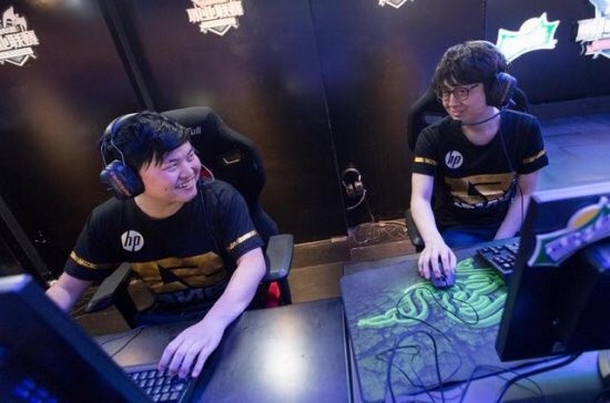Uzi y Mata compartireron la botlane de RNG en 2016.