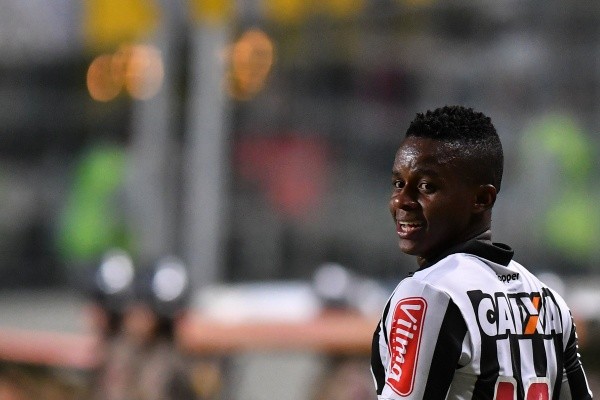 ELIA: CAZARES É DE LONGE O MELHOR JOGADOR DO CORINTHIANS