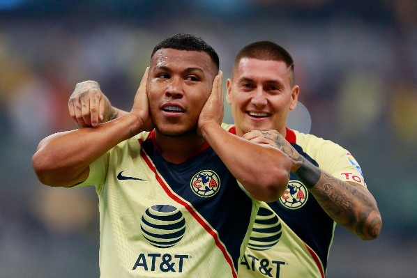 Nico Castillo y Roger Martínez