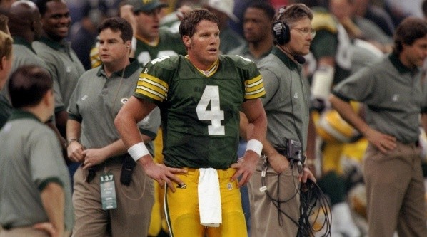 Es el único en haber ganado el premio en tres años consecutivos.