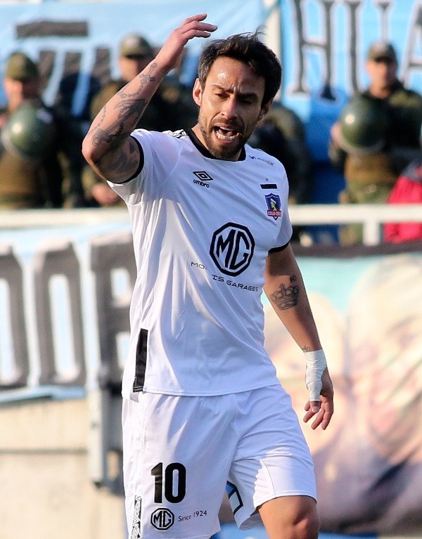 Valdivia viene de jugar 12 partidos con el Colo Colo en la 18/19