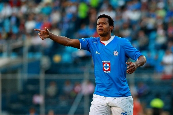 En 15 partidos no metió goles.