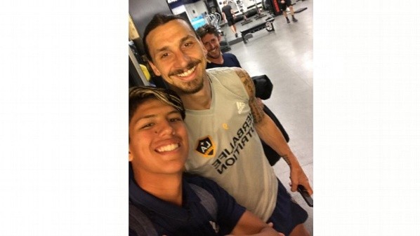 El mexicoamericano compartió el gimnasio con Zlatan Ibrahimovic
