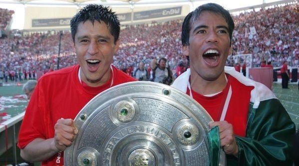 Pardo celebrating Stuttgart&#039;s Bundesliga title with Mexican teammate Ricardo Osorio.