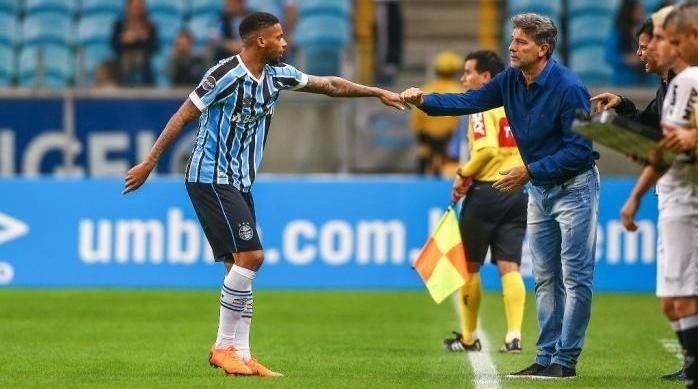 André: fora dos planos de Renato (Foto: Lucas Uebel/Grêmio/Divulgação)
