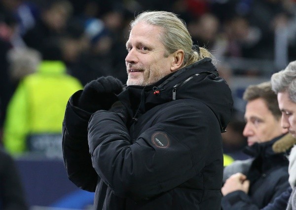 Emmanuel Petit trabajando como periodista. (Foto: Getty)