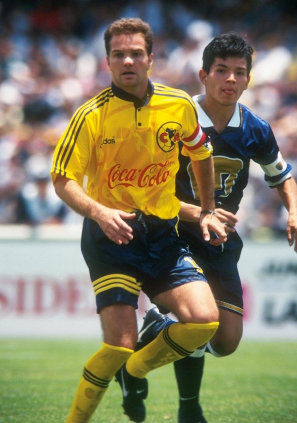 Luis García como jugador de América. Foto: Jam Media.