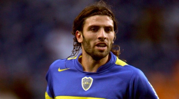 Bilos won two domestic league titles playing for Boca.