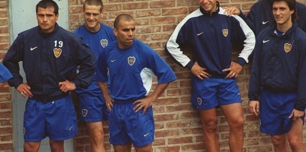 Fagiani junto a grandes jugadores de Boca.
