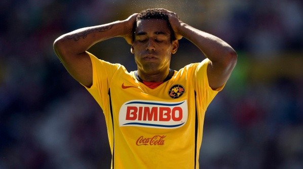 He played for many Mexican teams.