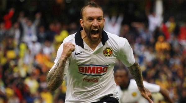 Vuoso joined América for the first time in 2006.