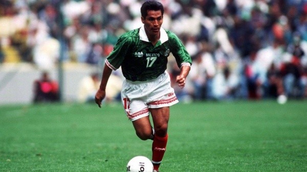 Galindo también se lucía en el Tri.