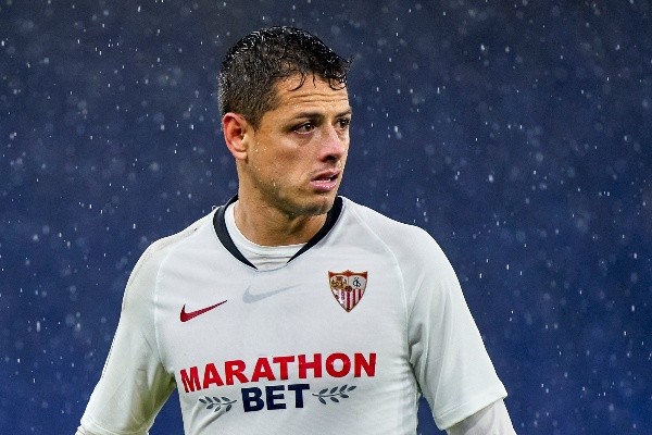 Chicharito duró unos pocos meses en el Sevilla para posteriormente pasar a Los Angeles Galaxy (Foto: Getty)