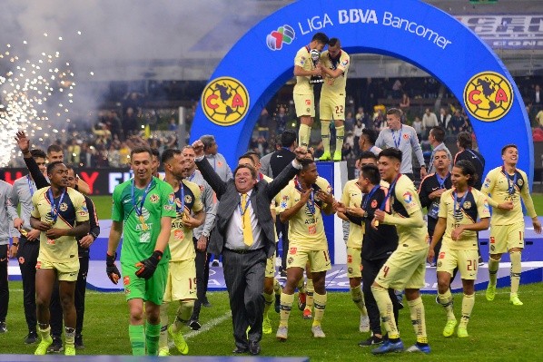 Miguel Herrera conquistó su segundo título con América en 2018. Foto: JamMedia