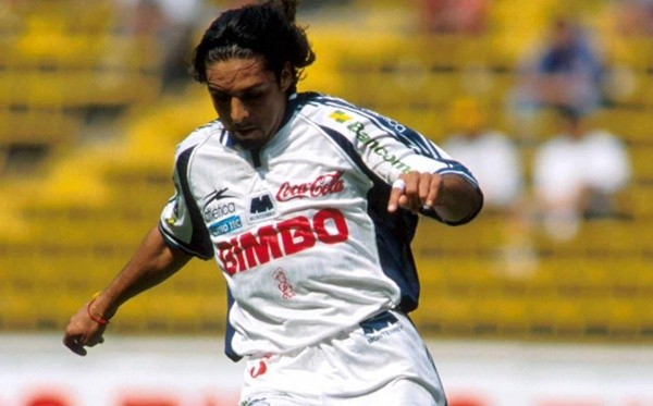 Años 2000: Rivarola, en una de sus participaciones con Monterrey.