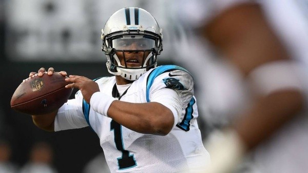 Cam Newton fue MVP de temporada regular en 2015 (Foto: Getty)