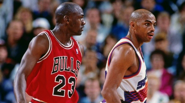 Se enfrentaron en las finales de la NBA en 1993 (Foto: Getty)