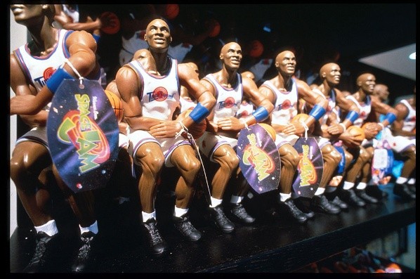 Figura de Jordan sobre Space Jam