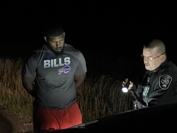 Oliver durante el arresto. 