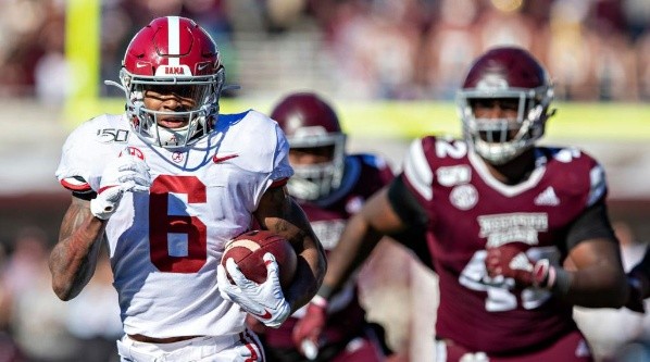 Smith had 68 receptions for 1,256 yards and 14 touchdowns in 2019 (Getty)