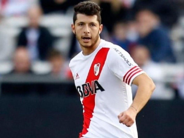Guido Rodríguez, cuando jugaba en River Plate.