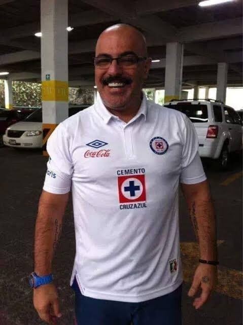 Juan Carlos Casasola es el más leal aficionado de Cruz Azul.