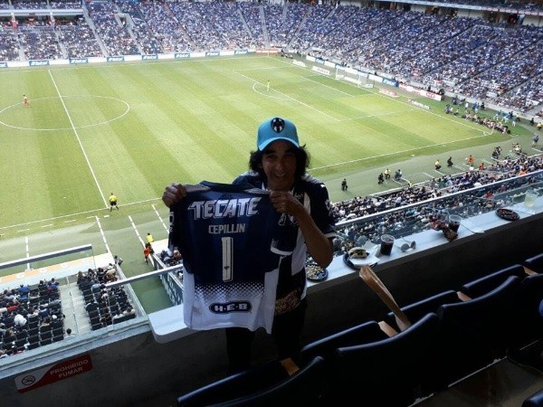 Cepillín es renonocido hincha de Rayados. (Fuente: Facebook)