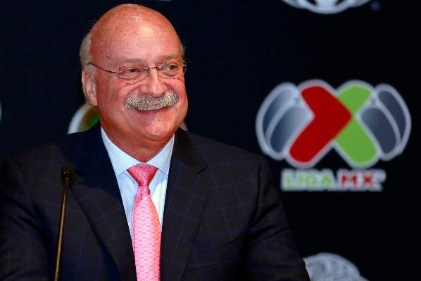 Enrique Bonilla brindando una conferencia de prensa (Foto: Getty Images)