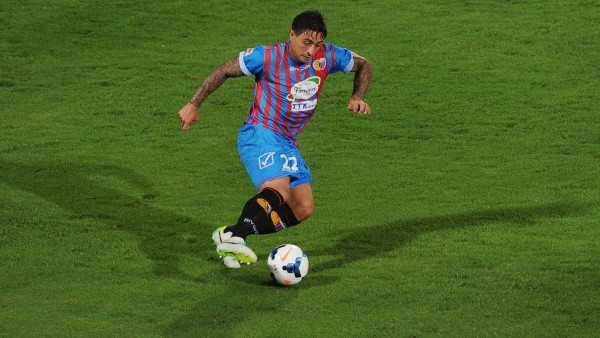 Pablo Álvarez con la camiseta de Catania. (Foto: Getty)
