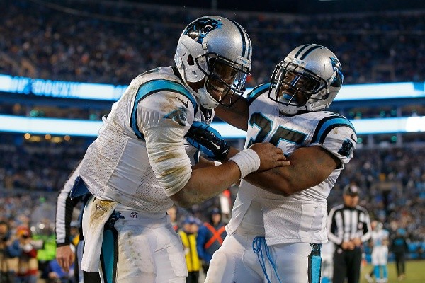 Cam Newton y Mike Tolbert