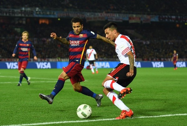 ¿Vuelve a River? Vangioni disputó la final del Mundial de Clubes 2015 frente al Barcelona.