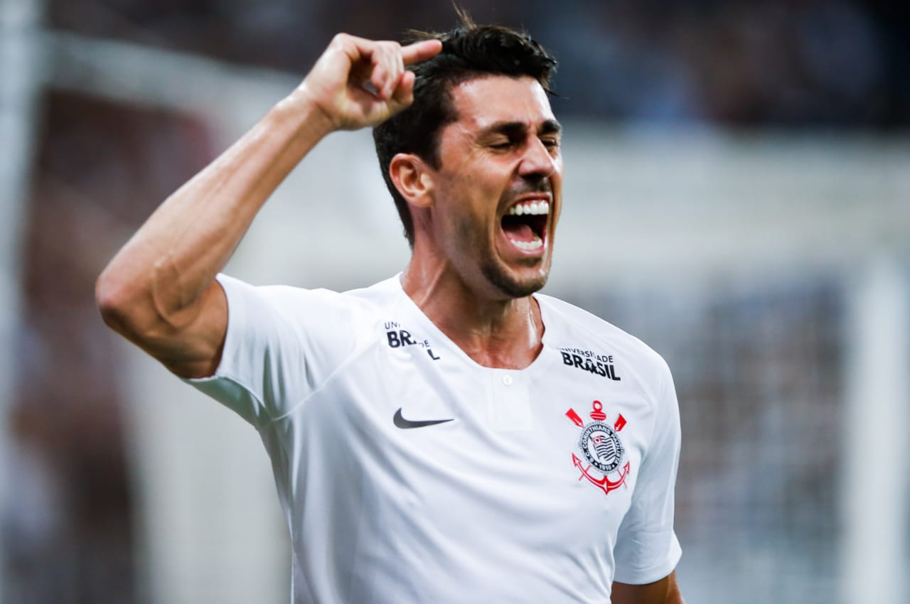 Danilo Avelar foi titular do Corinthians em 2019. Foto: Getty Images